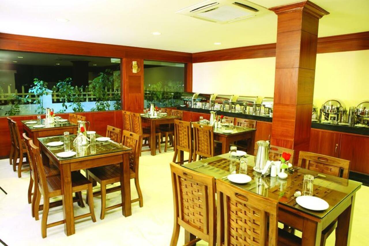 Meenakshi'S Sunshine Hotel Madurai Luaran gambar