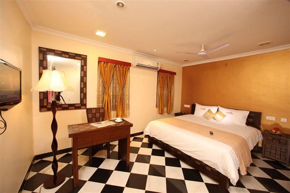 Meenakshi'S Sunshine Hotel Madurai Luaran gambar