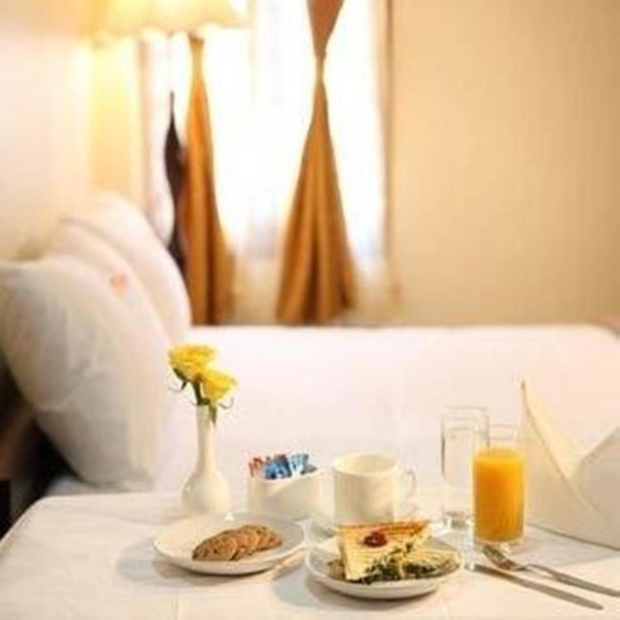 Meenakshi'S Sunshine Hotel Madurai Luaran gambar